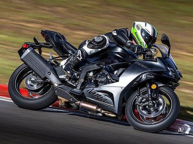 Carénage Moto Kawasaki ZX6R 2023-2025 - Noir Mat