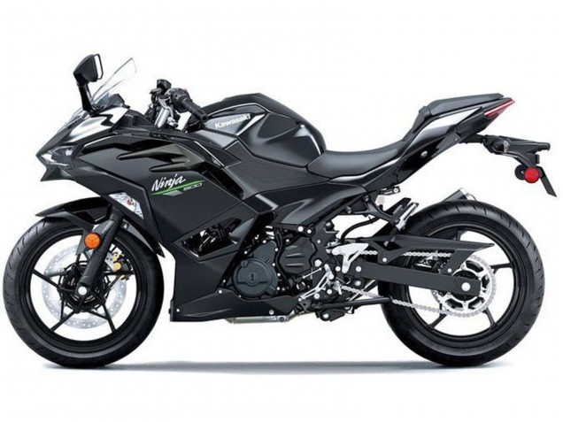 Carénages Moto Kawasaki Ninja 500 EX500R 2024-2026 - Noir Brillant
