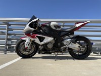 Tout était incroyable ! Les carénages sont arrivés en parfait état et installés facilement. J'ai enfin pu reconstruire ma moto après l'avoir détruite il y a des années et je ne pourrais pas être plus satisfait du résultat maintenant. Si vous vous demandez qui possède les meilleurs carénages du marché secondaire, croyez-moi, cette entreprise est la voie à suivre ! Conseil aux consommateurs : ils envoient tous les plastiques dont vous aurez besoin, y compris un pare-brise noir !