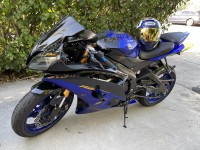 Je veux juste dire que ce site Web a été l'un des meilleurs pour résoudre un problème que j'ai eu avec certaines pièces arrivant un peu éraflées. Erick était le représentant du service client avec qui j'ai parlé et il m'a non seulement aidé à remplacer toutes les pièces éraflées, mais il a également répondu à toutes mes questions. J'ai récupéré toutes mes pièces et j'adore le look de mon vélo !